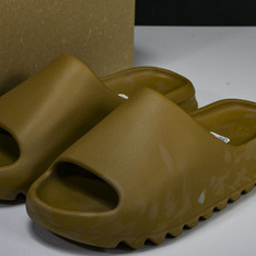 纯原 AD originals Yeezy Slide GW1931 #YZ005US4=36-37 U 纯原 AD originals Yeezy Slide GW1931 #YZ005US4=36-37 U