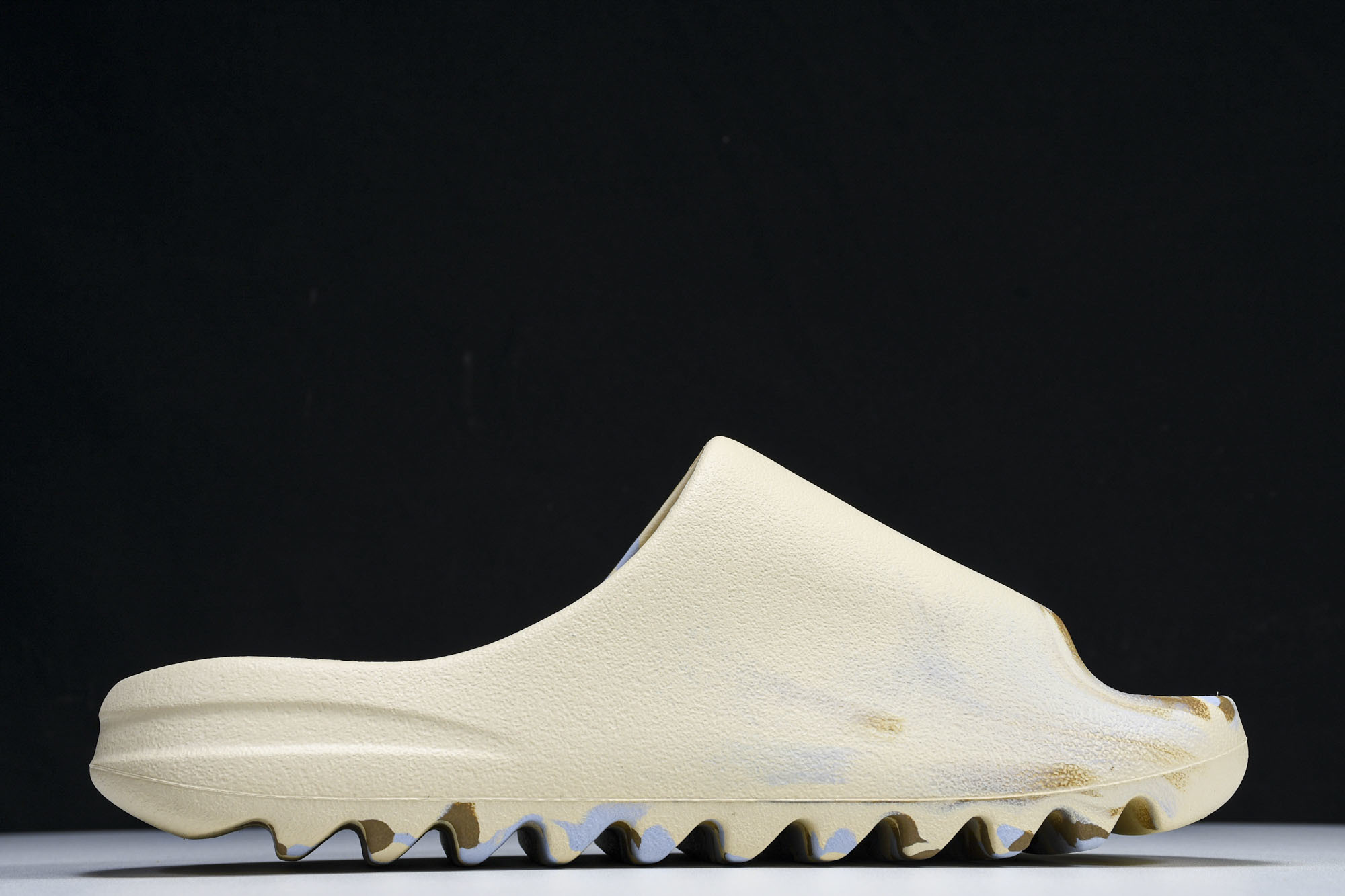 纯原 AD originals Yeezy Slide GW1932 #YZ005US4=36-37 U 纯原 AD originals Yeezy Slide GW1932 #YZ005US4=36-37 U