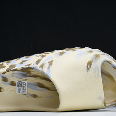 纯原 AD originals Yeezy Slide GW1932 #YZ005US4=36-37 U 纯原 AD originals Yeezy Slide GW1932 #YZ005US4=36-37 U