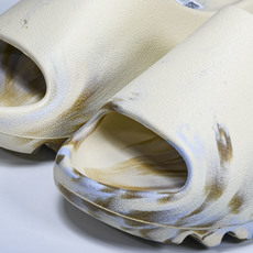 纯原 AD originals Yeezy Slide GW1932 #YZ005US4=36-37 U 纯原 AD originals Yeezy Slide GW1932 #YZ005US4=36-37 U