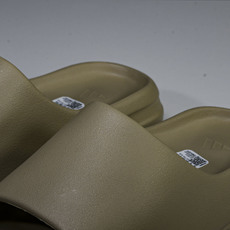 纯原 AD originals Yeezy Slide GW1934 #YZ005US4=36-37 U 纯原 AD originals Yeezy Slide GW1934 #YZ005US4=36-37 U