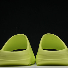 纯原 AD originals Yeezy Slide GX6138 #YZ005US4=36-37 U 纯原 AD originals Yeezy Slide GX6138 #YZ005US4=36-37 U