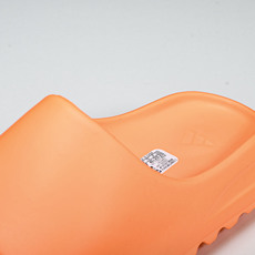 纯原 AD originals Yeezy Slide GZ0953 #YZ005US4=36-37 U 纯原 AD originals Yeezy Slide GZ0953 #YZ005US4=36-37 U