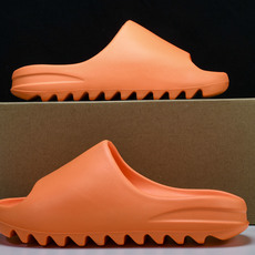 纯原 AD originals Yeezy Slide GZ0953 #YZ005US4=36-37 U 纯原 AD originals Yeezy Slide GZ0953 #YZ005US4=36-37 U