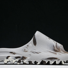 纯原 AD originals Yeezy Slide GZ5553 #YZ005US4=36-37 U 纯原 AD originals Yeezy Slide GZ5553 #YZ005US4=36-37 U