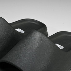 纯原 AD originals Yeezy Slide ID4132 #YZ005US4=36-37 U 纯原 AD originals Yeezy Slide ID4132 #YZ005US4=36-37 U