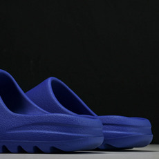 纯原 AD originals Yeezy Slide ID4133 #YZ005US4=36-37 U 纯原 AD originals Yeezy Slide ID4133 #YZ005US4=36-37 U
