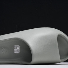 纯原 AD originals Yeezy Slide ID5480 #YZ005US4=36-37 U 纯原 AD originals Yeezy Slide ID5480 #YZ005US4=36-37 U