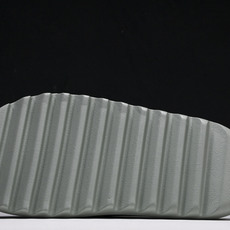 纯原 AD originals Yeezy Slide ID5480 #YZ005US4=36-37 U 纯原 AD originals Yeezy Slide ID5480 #YZ005US4=36-37 U