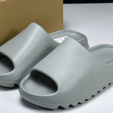 纯原 AD originals Yeezy Slide ID5480 #YZ005US4=36-37 U 纯原 AD originals Yeezy Slide ID5480 #YZ005US4=36-37 U