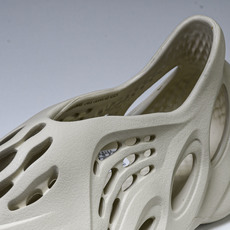 纯原 AD originas Yeezy roam Runner FY4567 #YZ005US4=36 纯原 AD originas Yeezy roam Runner FY4567 #YZ005US4=36