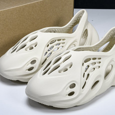 纯原 AD originas Yeezy roam Runner FY4567 #YZ005US4=36 纯原 AD originas Yeezy roam Runner FY4567 #YZ005US4=36