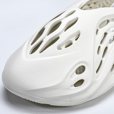 纯原 AD originas Yeezy roam Runner G55486 #YZ005US4=36 纯原 AD originas Yeezy roam Runner G55486 #YZ005US4=36