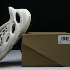 纯原 AD originas Yeezy roam Runner G55486 #YZ005US4=36 纯原 AD originas Yeezy roam Runner G55486 #YZ005US4=36