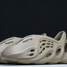 纯原 AD originas Yeezy roam Runner GV6774 #YZ005US4=36 纯原 AD originas Yeezy roam Runner GV6774 #YZ005US4=36