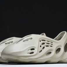 纯原 AD originas Yeezy roam Runner GV6840 #YZ005US4=36 纯原 AD originas Yeezy roam Runner GV6840 #YZ005US4=36
