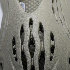 纯原 AD originas Yeezy roam Runner GV6840 #YZ005US4=36 纯原 AD originas Yeezy roam Runner GV6840 #YZ005US4=36