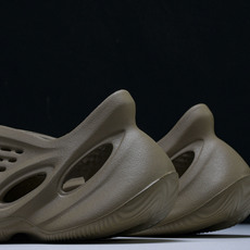 纯原 AD originas Yeezy roam Runner GV6842 #YZ005US4=36 纯原 AD originas Yeezy roam Runner GV6842 #YZ005US4=36