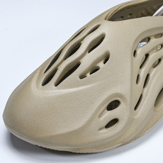 纯原 AD originas Yeezy roam Runner GV6842 #YZ005US4=36 纯原 AD originas Yeezy roam Runner GV6842 #YZ005US4=36