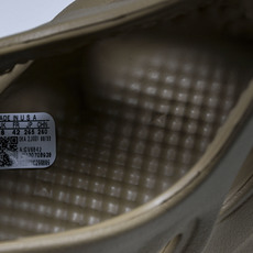 纯原 AD originas Yeezy roam Runner GV6842 #YZ005US4=36 纯原 AD originas Yeezy roam Runner GV6842 #YZ005US4=36