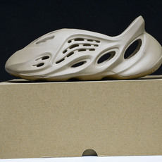 纯原 AD originas Yeezy roam Runner GV6842 #YZ005US4=36 纯原 AD originas Yeezy roam Runner GV6842 #YZ005US4=36