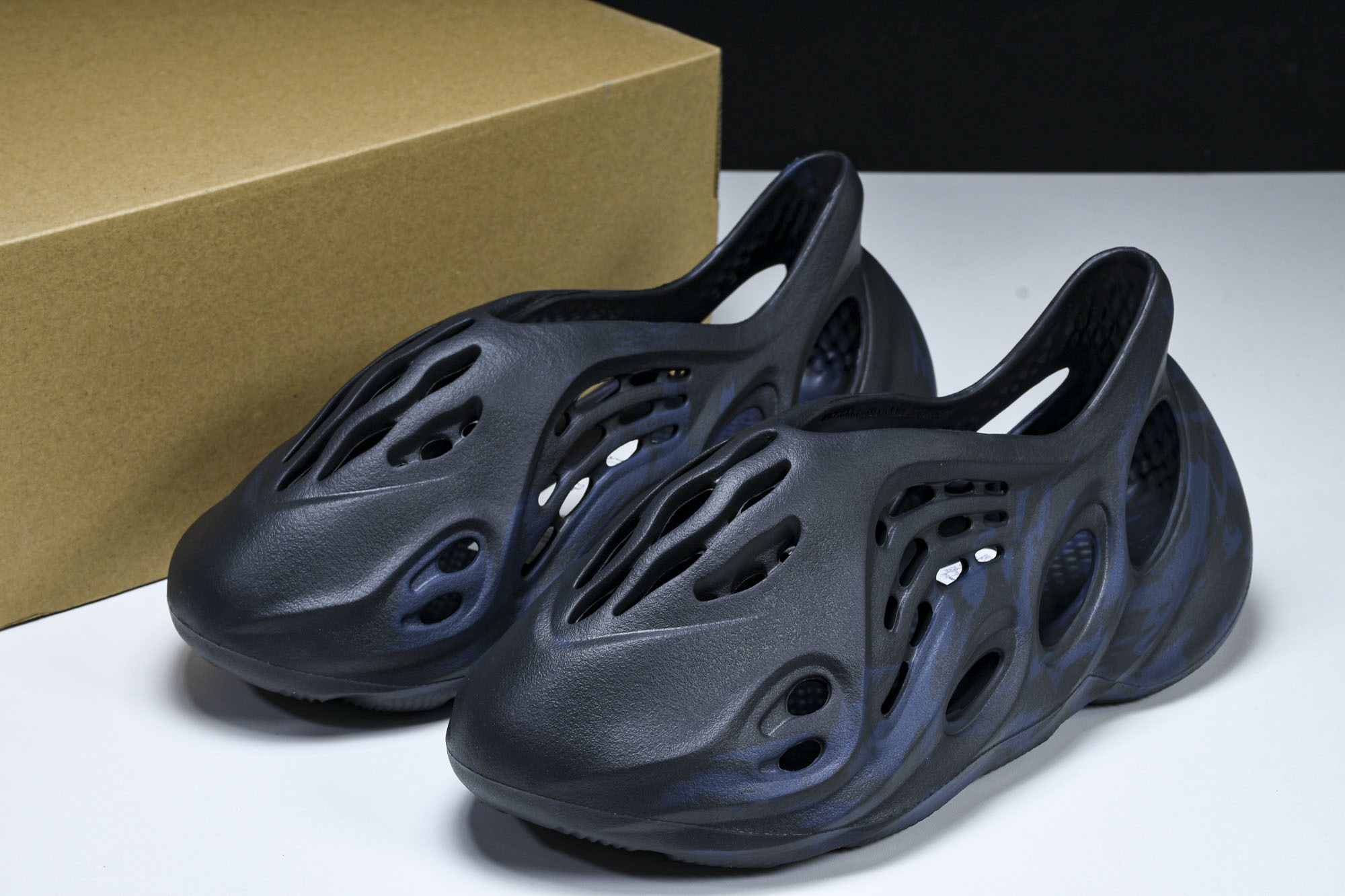 纯原 AD originas Yeezy roam Runner GV7903 #YZ005US4=36