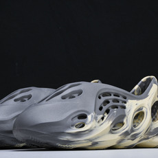 纯原 AD originas Yeezy roam Runner GV7904 #YZ005US4=36 纯原 AD originas Yeezy roam Runner GV7904 #YZ005US4=36