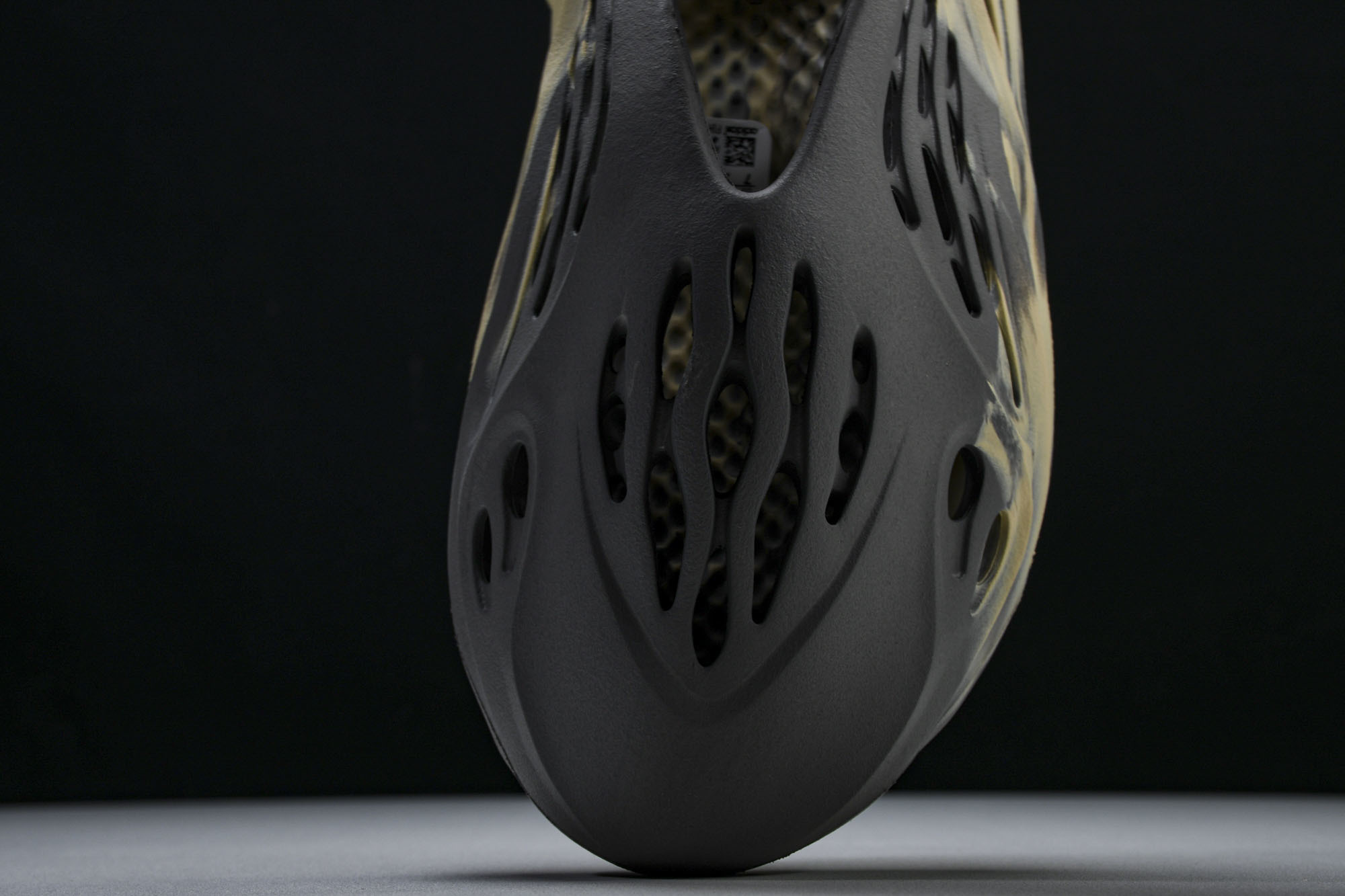 纯原 AD originas Yeezy roam Runner GV7904 #YZ005US4=36 纯原 AD originas Yeezy roam Runner GV7904 #YZ005US4=36