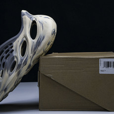 纯原 AD originas Yeezy roam Runner GV7904 #YZ005US4=36 纯原 AD originas Yeezy roam Runner GV7904 #YZ005US4=36