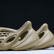 纯原 AD originas Yeezy roam Runner GW3354 #YZ005US4=36 纯原 AD originas Yeezy roam Runner GW3354 #YZ005US4=36