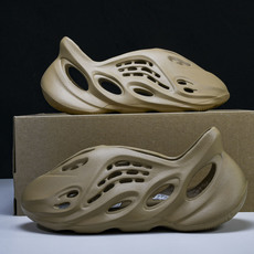 纯原 AD originas Yeezy roam Runner GW3354 #YZ005US4=36 纯原 AD originas Yeezy roam Runner GW3354 #YZ005US4=36