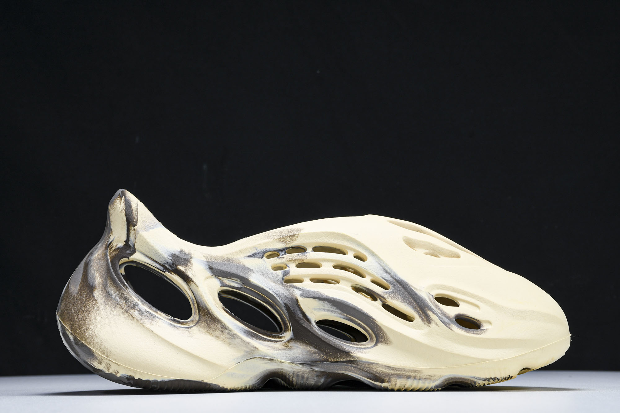 纯原 AD originas Yeezy roam Runner GX8774 #YZ005US4=36 纯原 AD originas Yeezy roam Runner GX8774 #YZ005US4=36