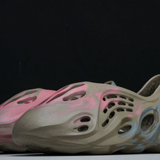 纯原 AD originas Yeezy roam Runner GY3969 #YZ005US4=36 纯原 AD originas Yeezy roam Runner GY3969 #YZ005US4=36