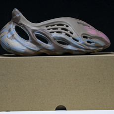 纯原 AD originas Yeezy roam Runner GY3969_2 #YZ005US4= 纯原 AD originas Yeezy roam Runner GY3969_2 #YZ005US4=