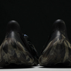 纯原 AD originas Yeezy roam Runner ID4126 #YZ005US4=36 纯原 AD originas Yeezy roam Runner ID4126 #YZ005US4=36