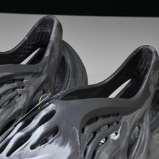 纯原 AD originas Yeezy roam Runner IE4931 #YZ005US4=36 纯原 AD originas Yeezy roam Runner IE4931 #YZ005US4=36