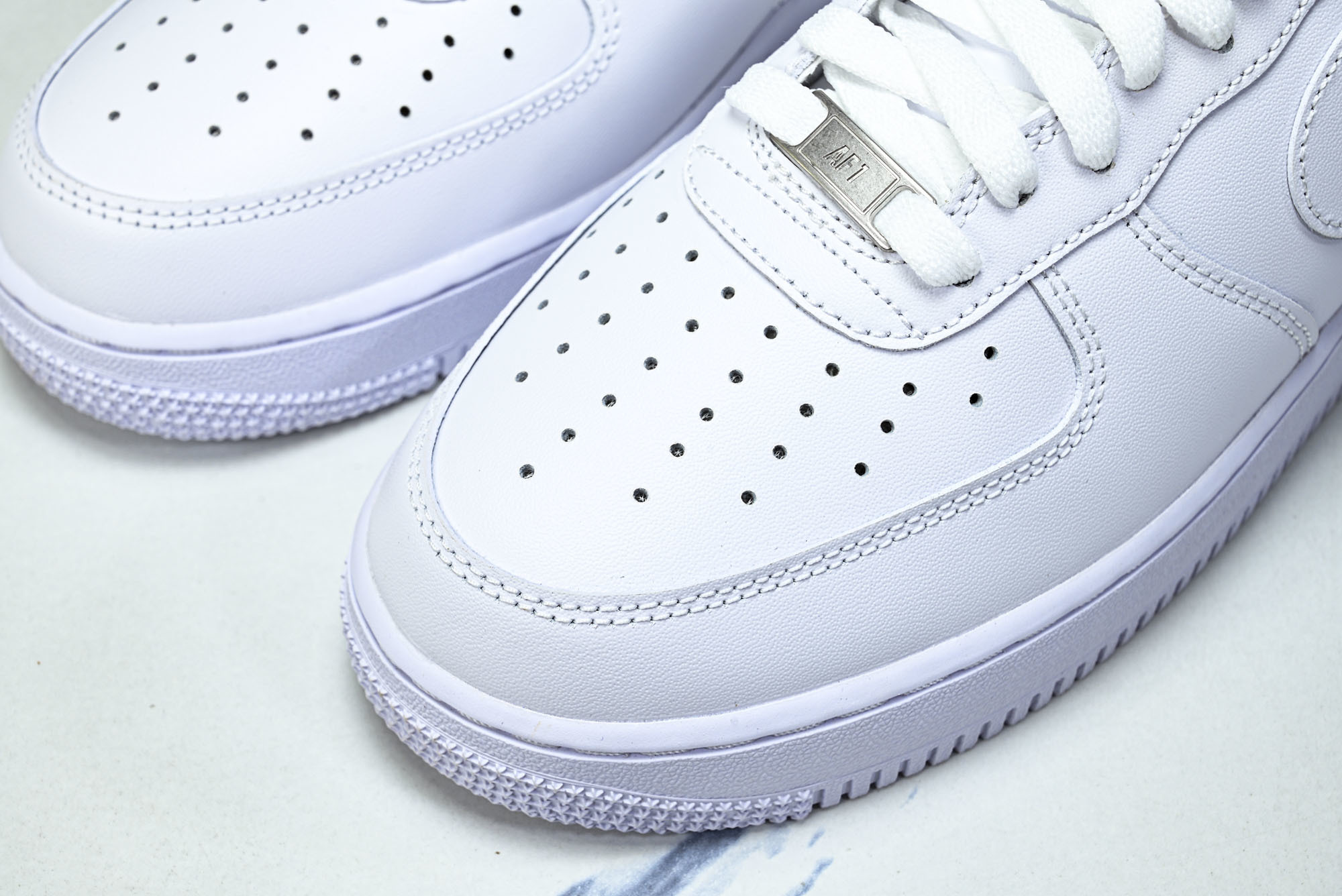 纯原 Nk Air Force 1'07 Low 全白 空军一号低帮休闲板鞋 CW2288-111 #Y 纯原 Nk Air Force 1'07 Low 全白 空军一号低帮休闲板鞋 CW2288-111 #Y