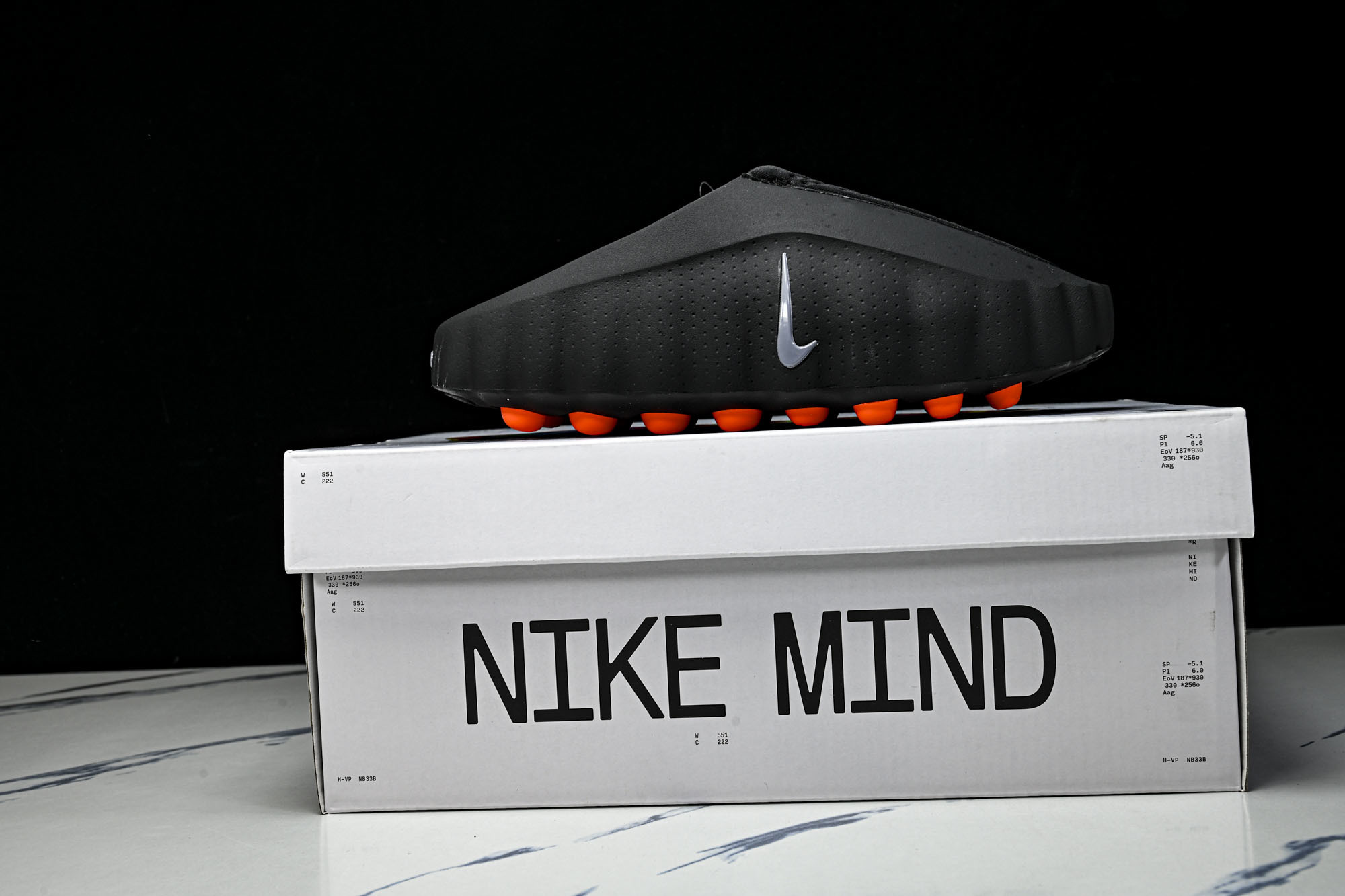 纯原 NK Mind 001 神经科学足底按摩拖鞋 HQ4307-001 #YZ00536 36.5 3 纯原 NK Mind 001 神经科学足底按摩拖鞋 HQ4307-001 #YZ00536 36.5 3
