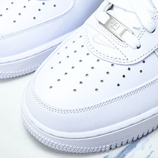 纯原 Supreme x Nike Air Force 1'07 Low 联名款 空军一号低帮休闲板鞋 纯原 Supreme x Nike Air Force 1'07 Low 联名款 空军一号低帮休闲板鞋