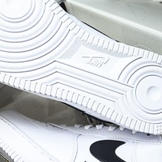 纯原 Supreme x Nike Air Force 1'07 Low 联名款 空军一号低帮休闲板鞋 纯原 Supreme x Nike Air Force 1'07 Low 联名款 空军一号低帮休闲板鞋