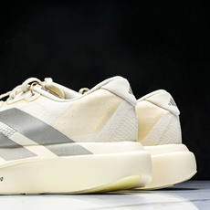 纯原 AD Adizero Evo SL 阿迪超轻透气缓震跑鞋 JR5841 #YZ00536 36. 纯原 AD Adizero Evo SL 阿迪超轻透气缓震跑鞋 JR5841 #YZ00536 36.