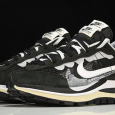 纯原 Sacai X Nike VaporWaffle 联名解构黑白 跑鞋 CV1363-001 #YZ 纯原 Sacai X Nike VaporWaffle 联名解构黑白 跑鞋 CV1363-001 #YZ