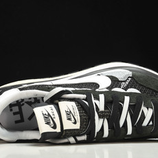 纯原 Sacai X Nike VaporWaffle 联名解构黑白 跑鞋 CV1363-001 #YZ 纯原 Sacai X Nike VaporWaffle 联名解构黑白 跑鞋 CV1363-001 #YZ