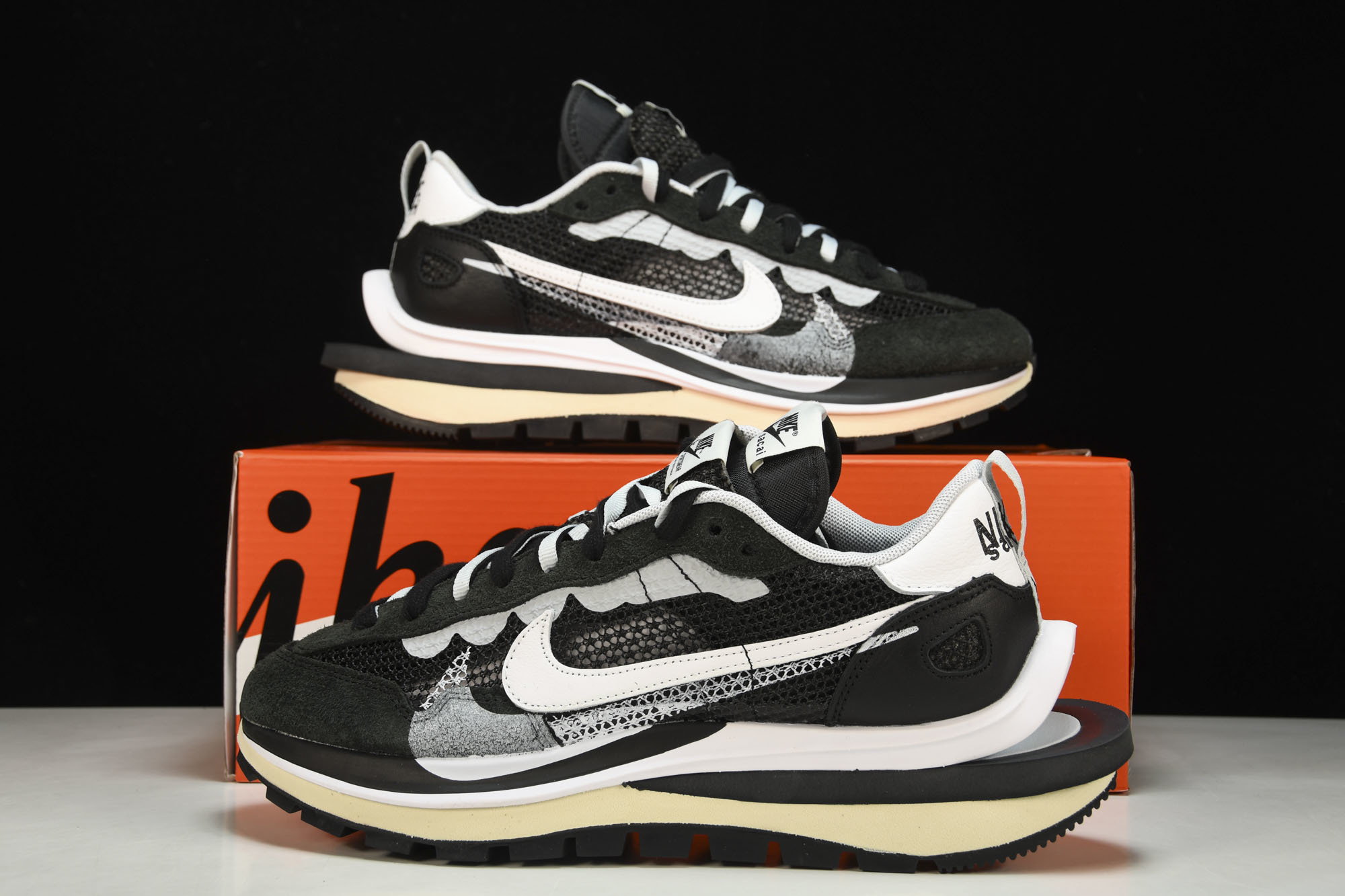 纯原 Sacai X Nike VaporWaffle 联名解构黑白 跑鞋 CV1363-001 #YZ 纯原 Sacai X Nike VaporWaffle 联名解构黑白 跑鞋 CV1363-001 #YZ