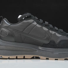 纯原 Sacai x Nk VaporWaffle 3.0 华夫3.0走秀款休闲鞋 DD1875-001 纯原 Sacai x Nk VaporWaffle 3.0 华夫3.0走秀款休闲鞋 DD1875-001