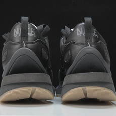 纯原 Sacai x Nk VaporWaffle 3.0 华夫3.0走秀款休闲鞋 DD1875-001 纯原 Sacai x Nk VaporWaffle 3.0 华夫3.0走秀款休闲鞋 DD1875-001
