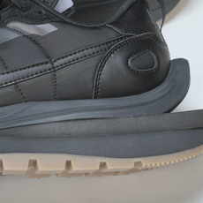 纯原 Sacai x Nk VaporWaffle 3.0 华夫3.0走秀款休闲鞋 DD1875-001 纯原 Sacai x Nk VaporWaffle 3.0 华夫3.0走秀款休闲鞋 DD1875-001