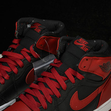 纯原 Air Jordan 1 banned AJ1 乔1 黑红 禁穿 -001 #YZ00540 4 纯原 Air Jordan 1 banned AJ1 乔1 黑红 禁穿 -001 #YZ00540 4