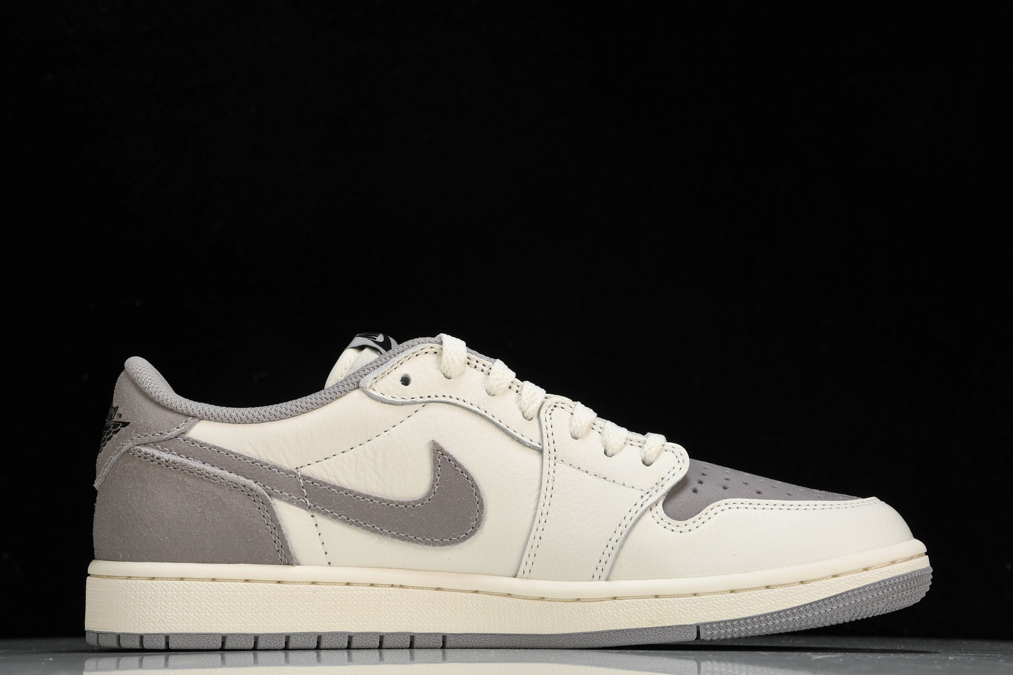 纯原 Air Jordan 1 Low OG“Atmosphere Grey”灰色 CZ0790-101 纯原 Air Jordan 1 Low OG“Atmosphere Grey”灰色 CZ0790-101