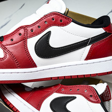 纯原 Air Jordan 1 Retro Low OG Chicago 芝加哥低帮 HQ6998-60 纯原 Air Jordan 1 Retro Low OG Chicago 芝加哥低帮 HQ6998-60
